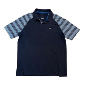 Oakley Collared Short Sleeve Polo Golf Tee Shirt with Sporty Stripes
